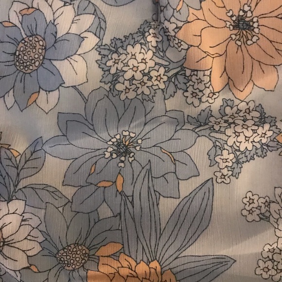 J Crew Blue Floral Top - Picture 8 of 8